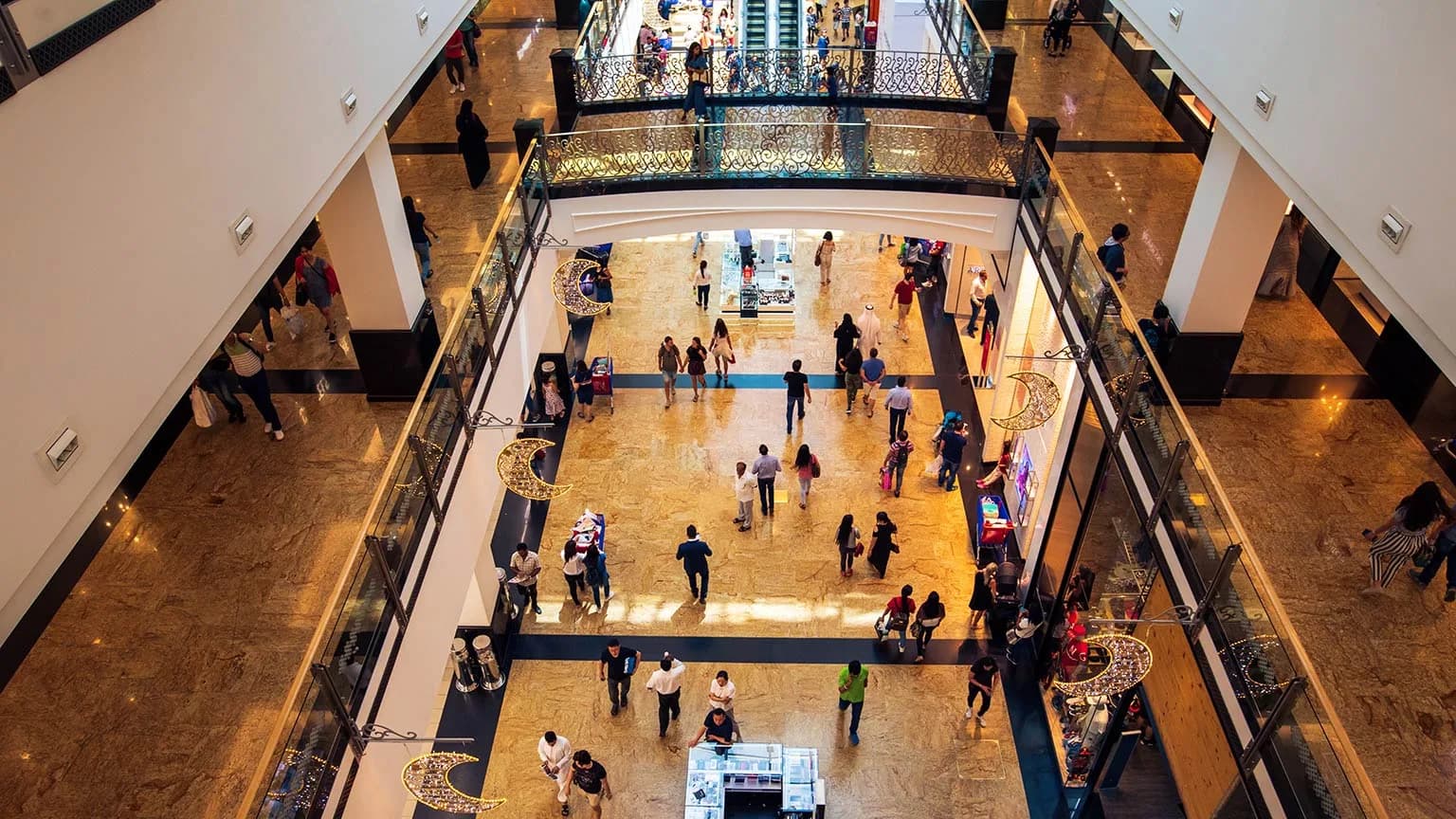Why Is the UAE Essad Privilege Card Beneficial for Golden Visa Holders?