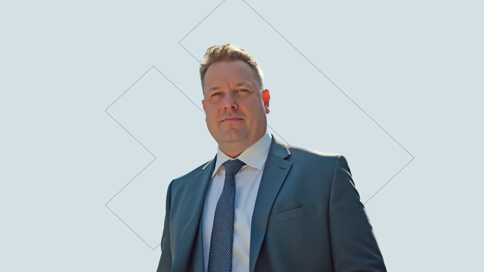 Hungary business residency for US citizen starting his own company after 10 years in a family business