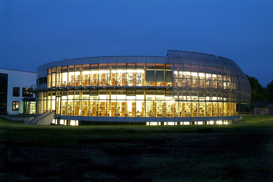 Germany in ratings of living standards