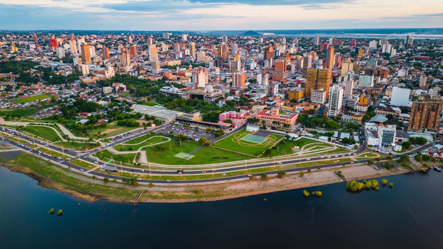 Paraguay citizenship: all legal ways to get a travel-friendly passport