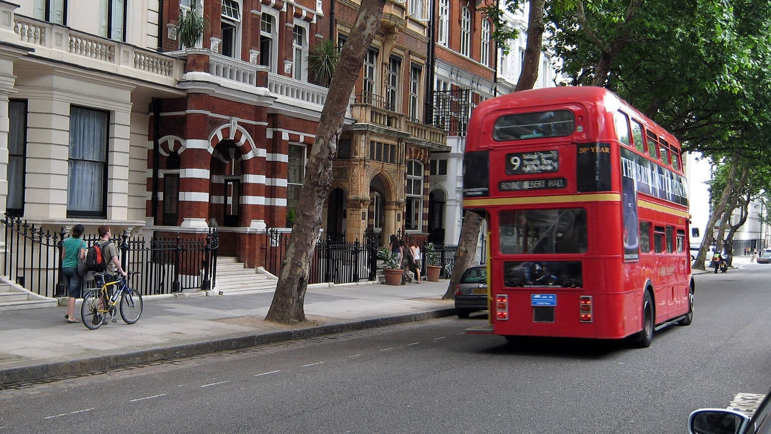 Can you live in the UK with a Caribbean passport? Rules explained