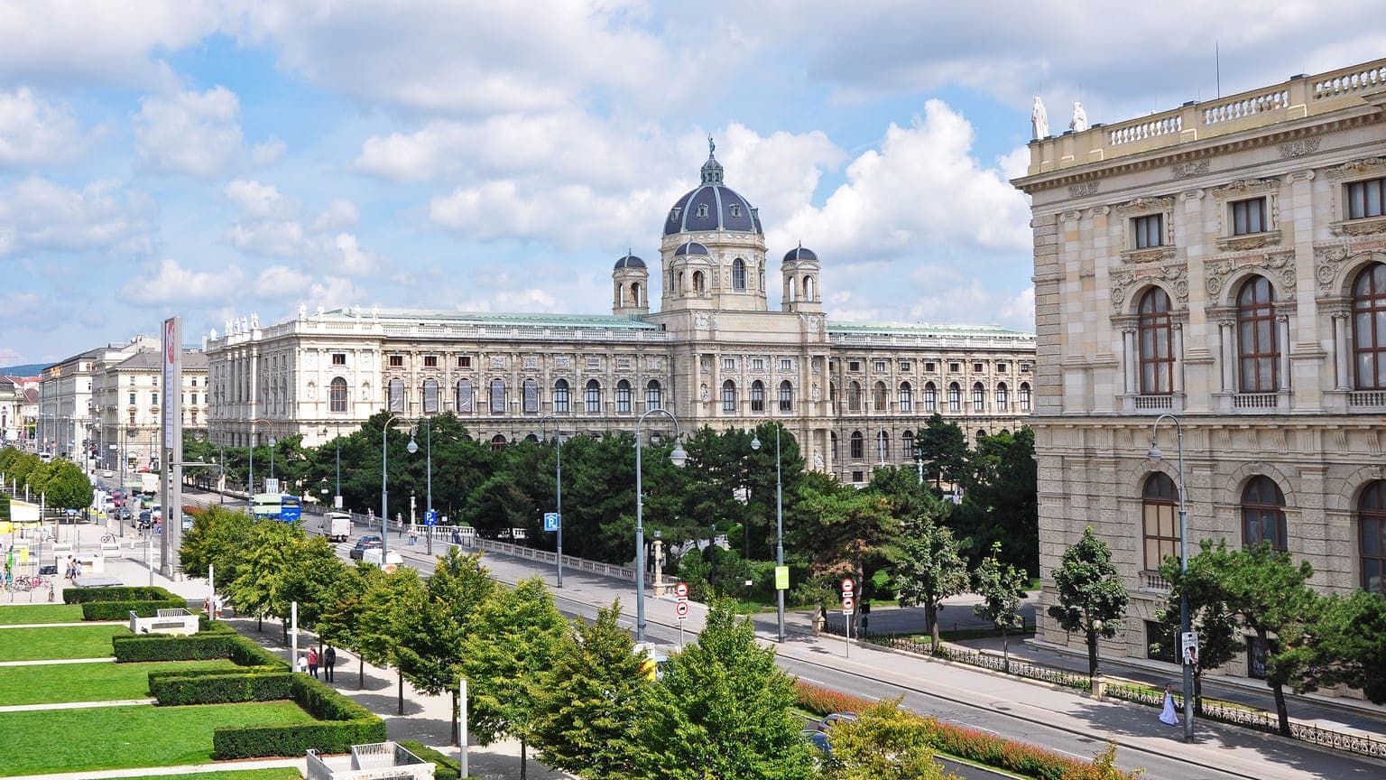 How to obtain a residence permit in Austria: insider tips for a smooth move