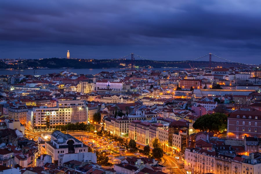 Ways to relocate or retire in Portugals if you’re American