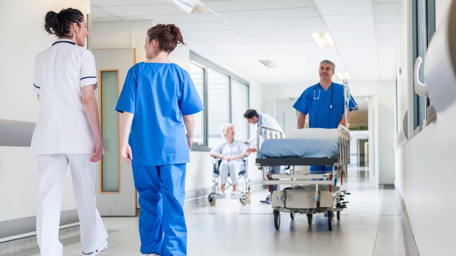 Portugal Healthcare: Detailed Guide to Medical Care for Expats